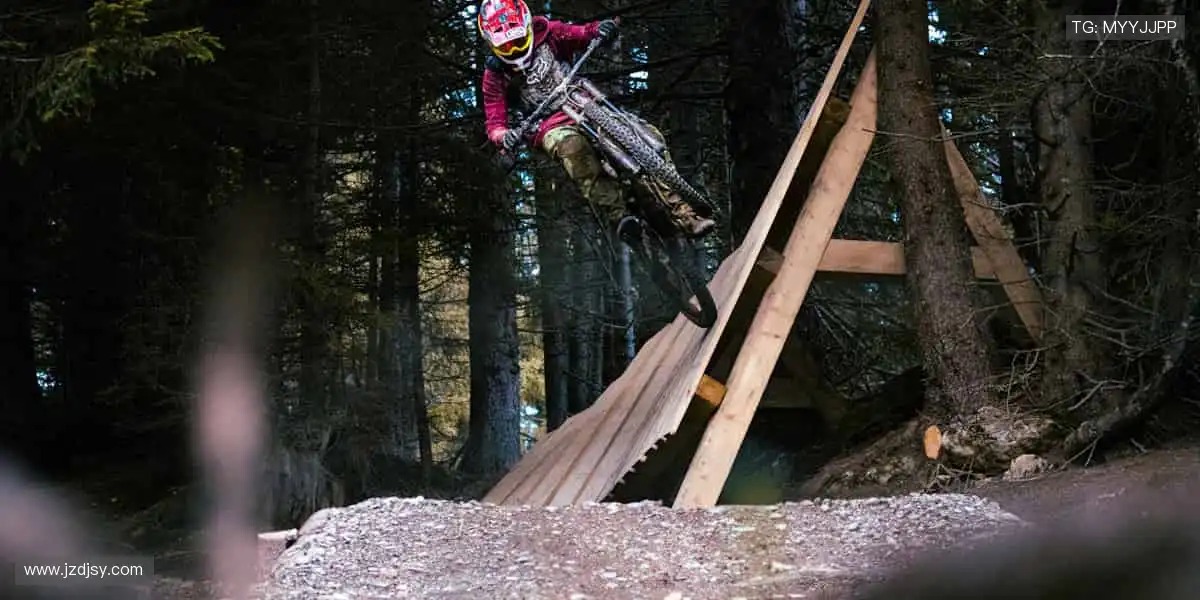 热血沸腾，见证荣耀时刻！🔥🏆